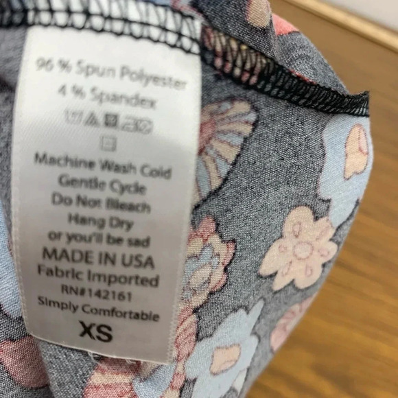 Lula Roe Dress XS Fit & Flare Red Floral H26 - Picture 8 of 10